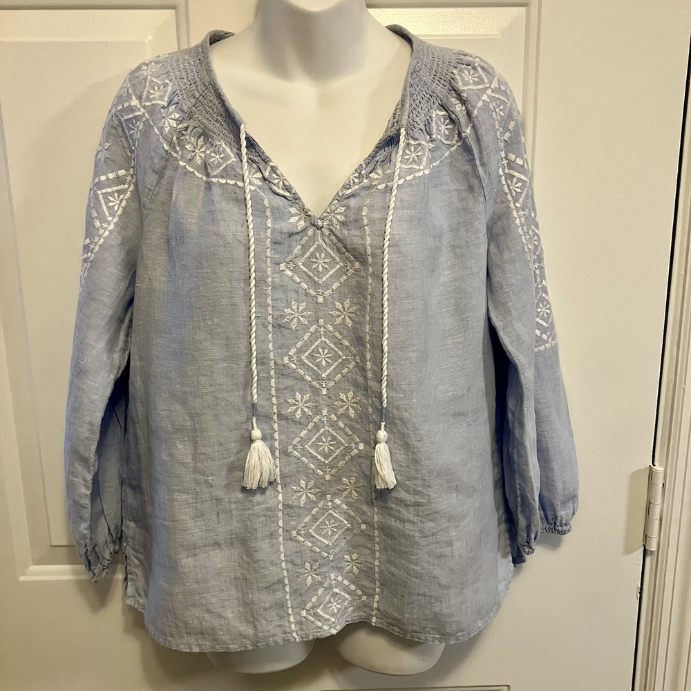Joie Light Blue Floral Embroidered Top Size Small Peasant Smocked Linen Women's